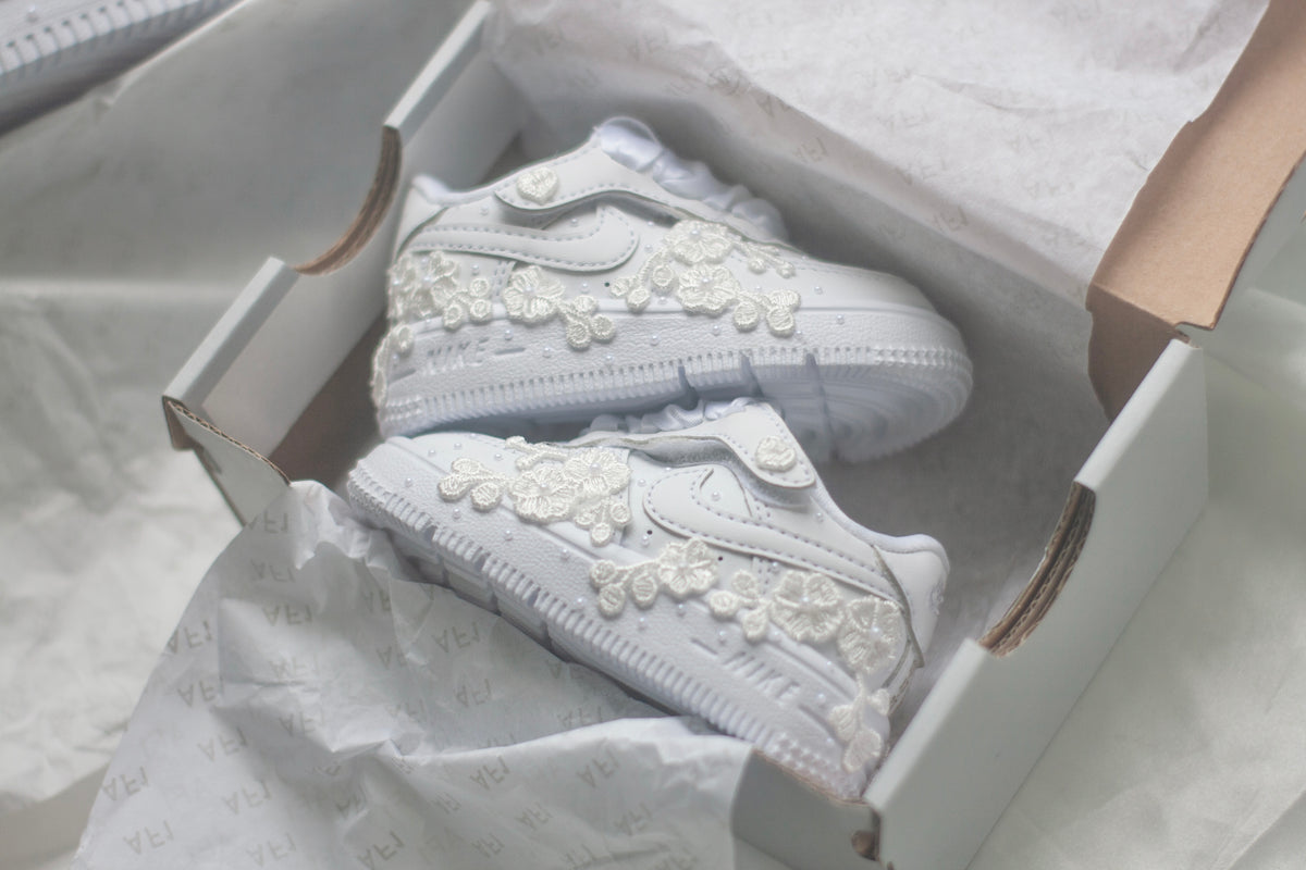 Lace Pearl Toddler Children's Sneaker